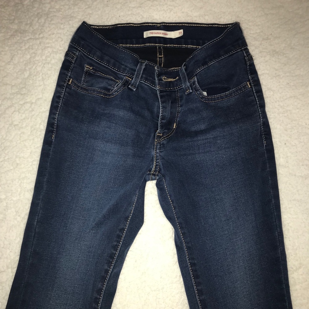 Levi’s 710 super skinny jeans